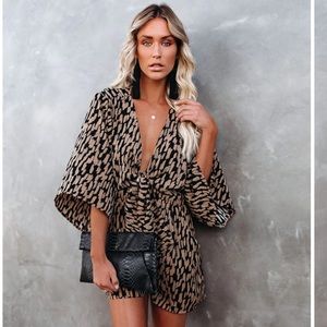 VICI- SCRATCH THAT PRINTED POCKETED TIE ROMPER - CAMEL